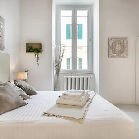 White Ostilia Apartments Rome Exterior photo