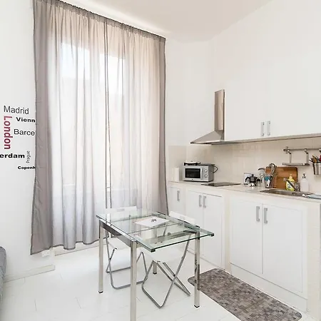 White Ostilia Apartments Rome Exterior photo