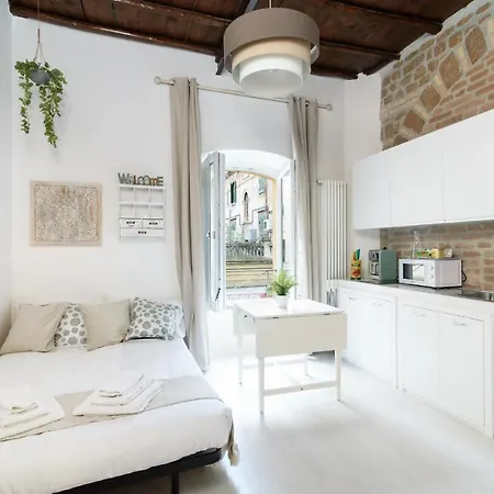 White Ostilia Apartments Rome Exterior photo