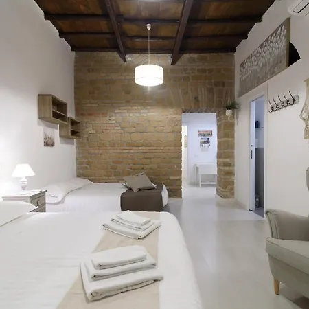 White Ostilia Apartments Rome Exterior photo