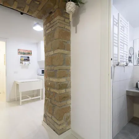 White Ostilia Apartments Rome Exterior photo
