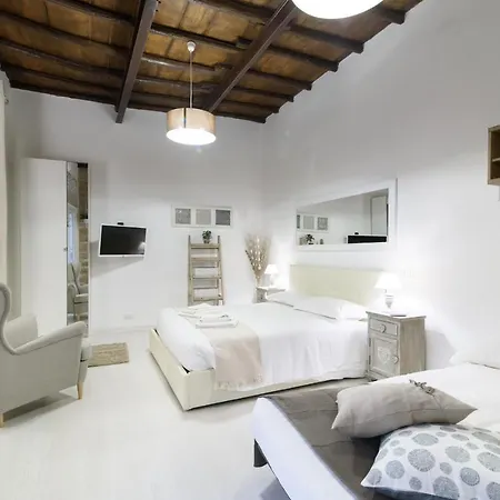 White Ostilia Apartments Rome Exterior photo